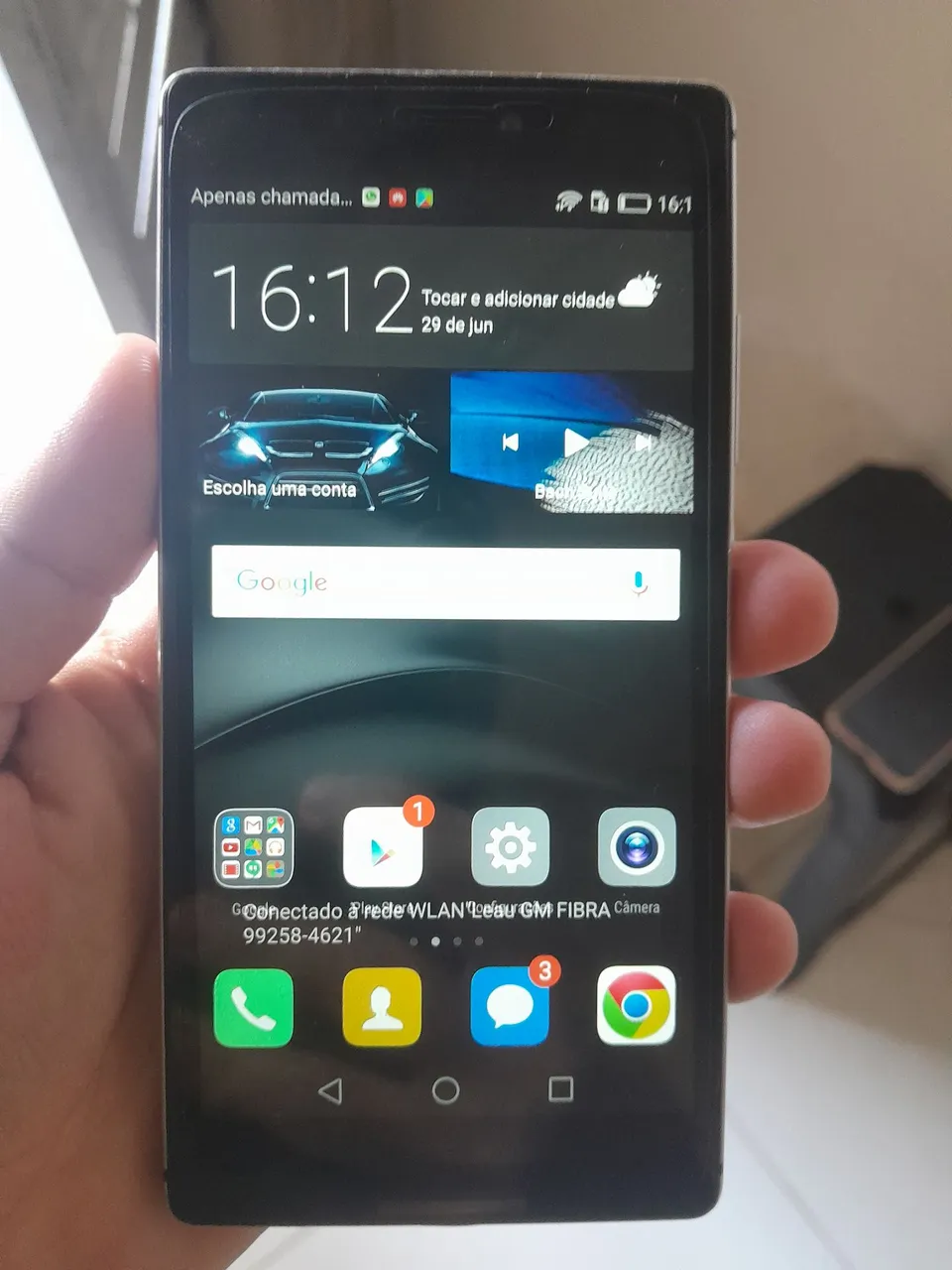 Celular Huawei usando conservado 64 gb