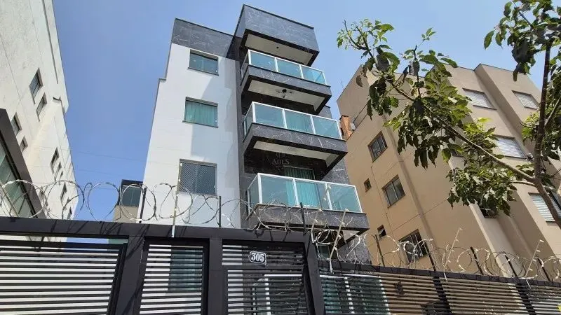 Cobertura de 5 Quartos
