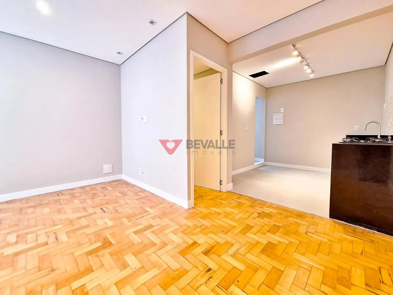 Venda de Apartamento em Ipanema: 2 Dorms, 1 Suíte, 1 Vaga