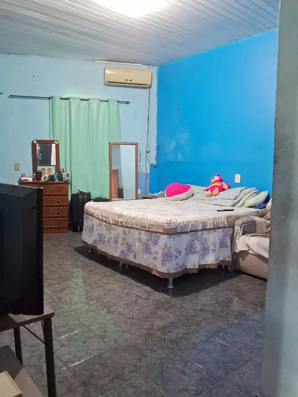 Casa à Venda com Ponto Comercial na Av. Brasil, Santo Antônio