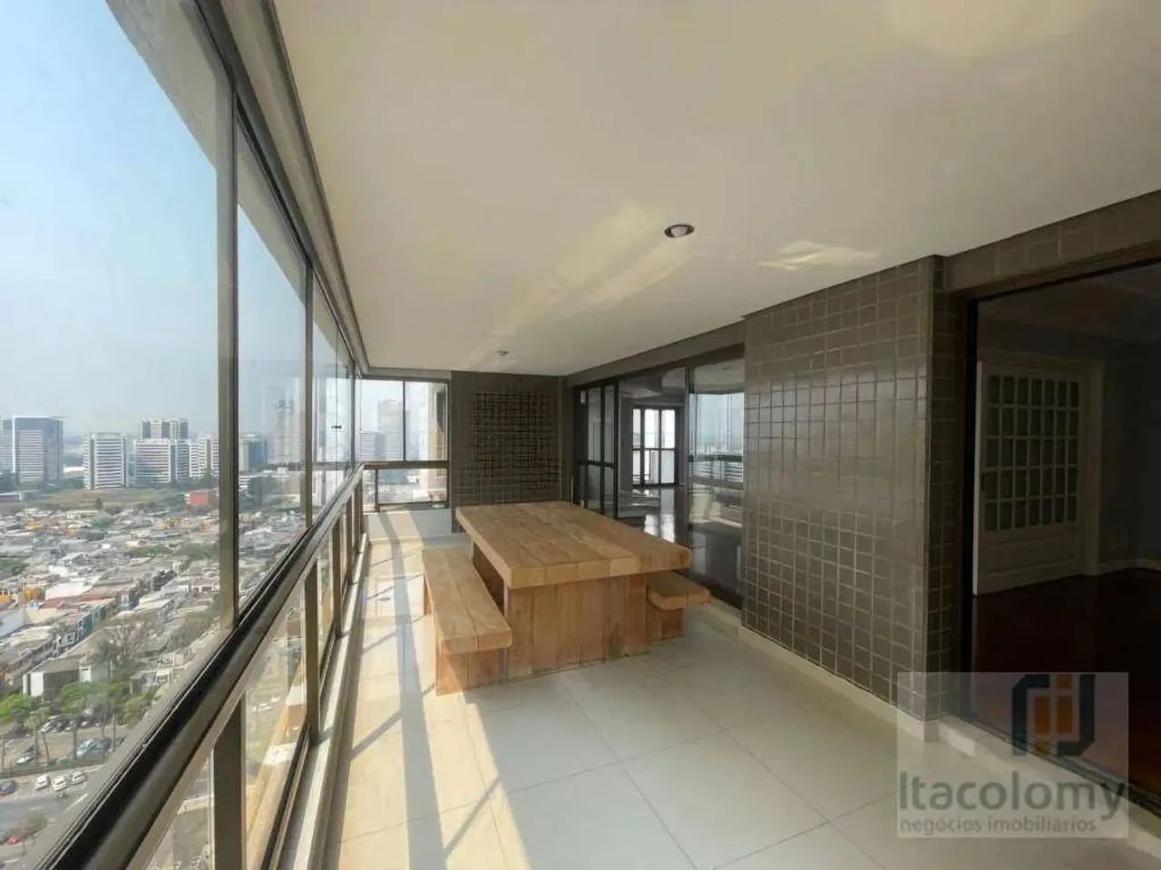 Apartamento com 4 dormitórios para alugar, 288 m² por R$ 15.580,00/mês - Condomínio Chatea - Foto 2