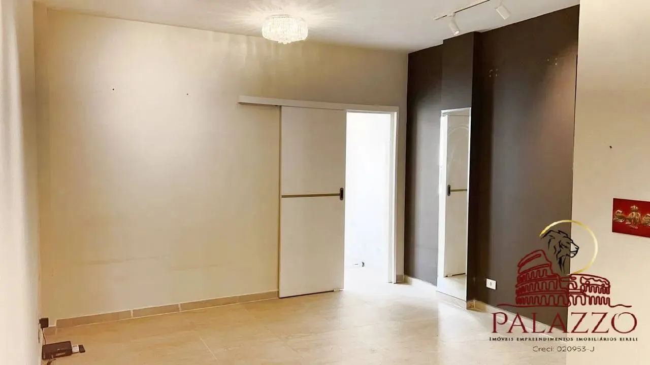 EXCELENTE SALA EM ÓTIMA CONDIÇÕES PREÇO JUNTO A ESTAÇÃO DE METRÔ REPÚBLICA
