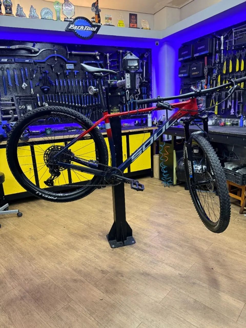 Bike Aro 29 Soul SL629 Chamonix Suspensão Raidon e cambio SX