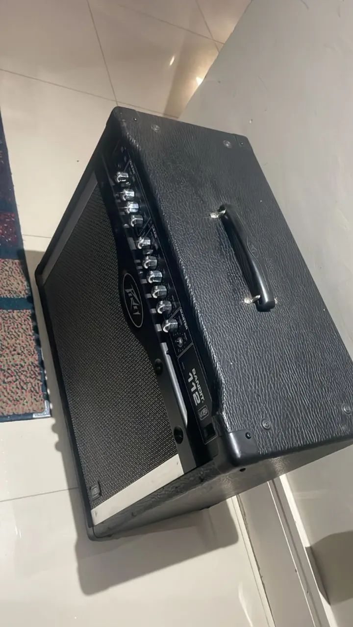 Amplificador Peavey Bandit 112 - Foto 3
