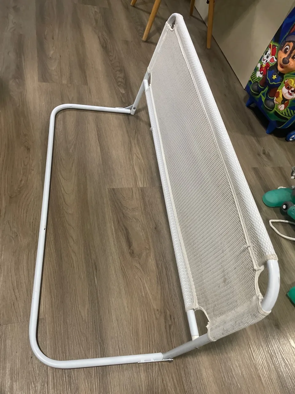 Grade de proteção para cama infantil