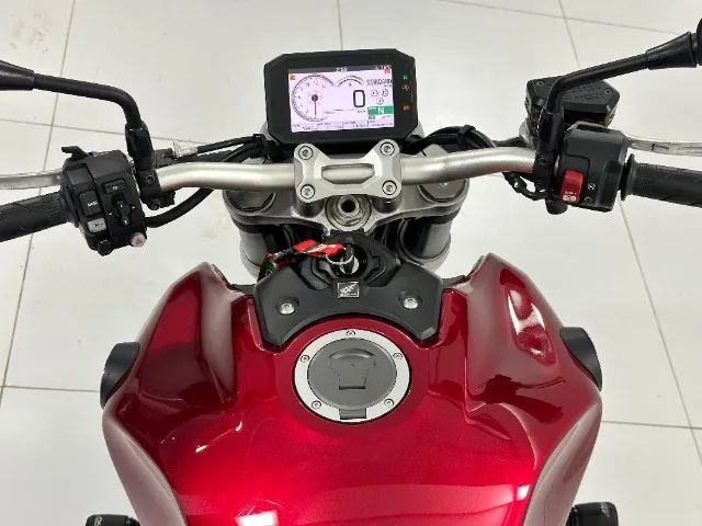 Honda Cb 1000R Mod: 2023 ( 1.800 KMS RODADO ) - Foto 3