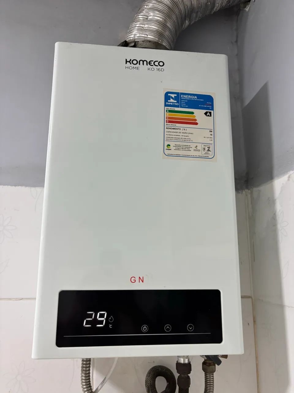 Aquecedor de gás GN marca komeco 16 litros - Foto 2