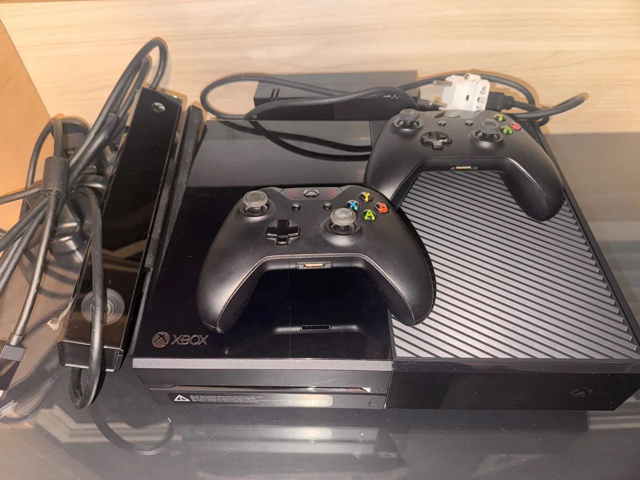 Xbox One + kinect + 2 controles ( PROMOÇÃO ) 