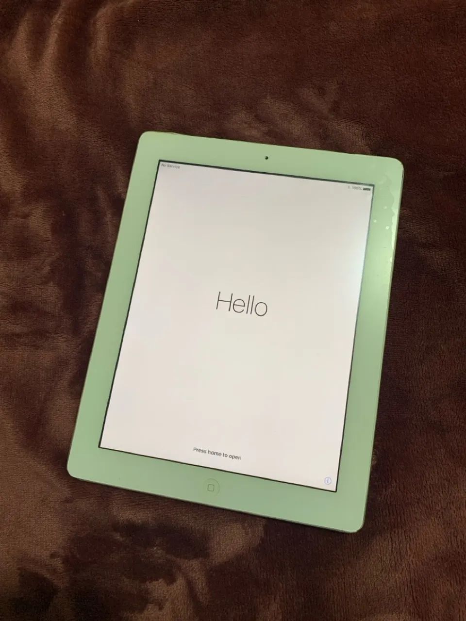 iPad 4 usado - Tela Retina - 32GB - Wi-Fi + 4G