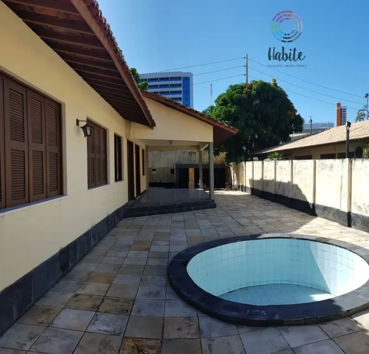 Casa Padrão para Venda em Dionisio Torres Fortaleza-CE