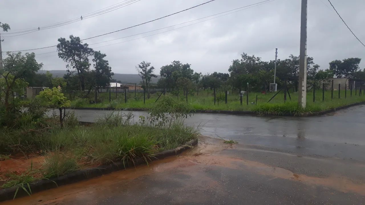 LOTE PLANONHO perto de tudo  1000mts- R$13.751,00 mais parcelas - Foto 5