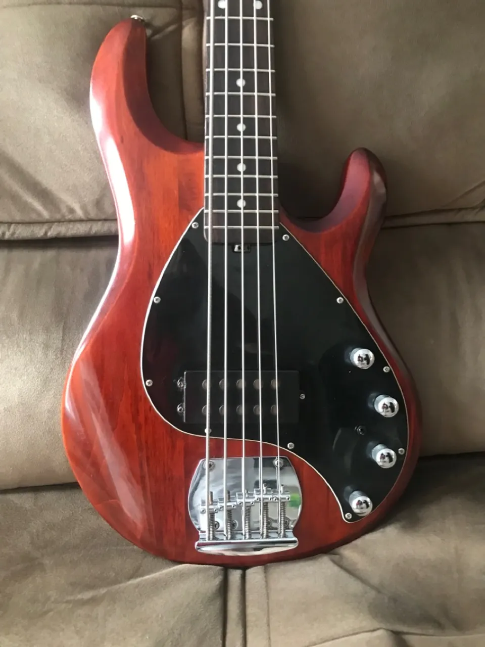 Sterling By MusicMan Sterling da Music Man S.U.B. Series