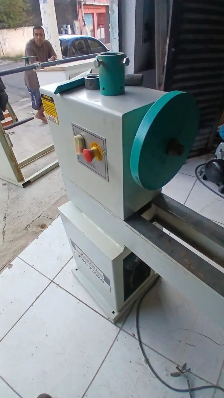 Torno Baldan 1300mm 2cv Para Madeira - Foto 6