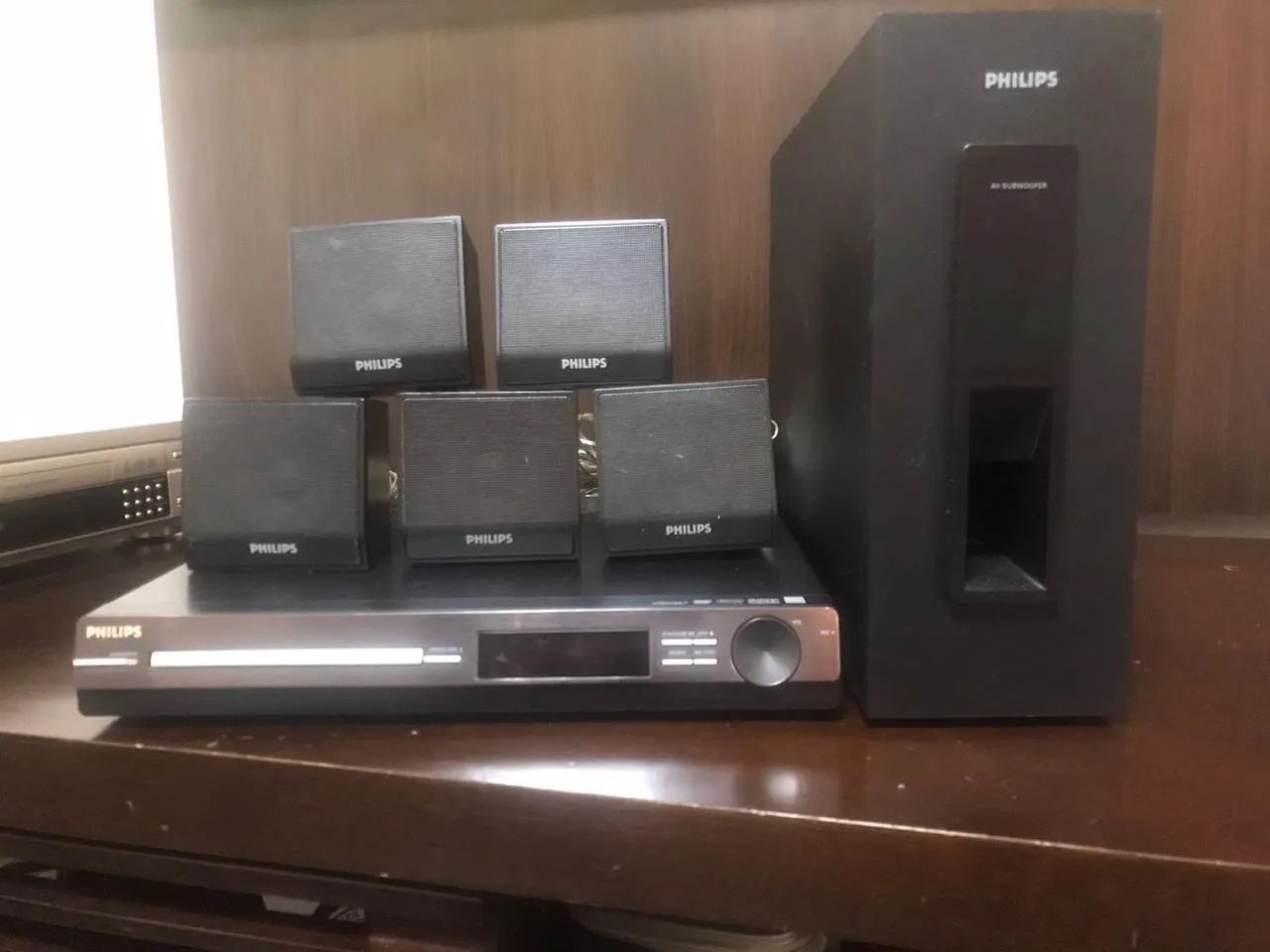 Home Theater Philips HTS3011 - Foto 2