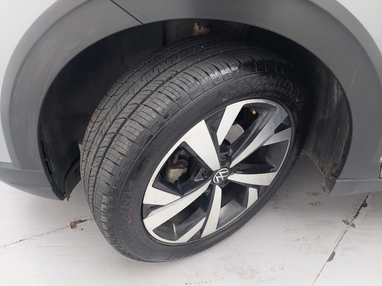 Volkswagen Nivus Highline 1.0 200 TSI Flex Aut., foto 11 de 18