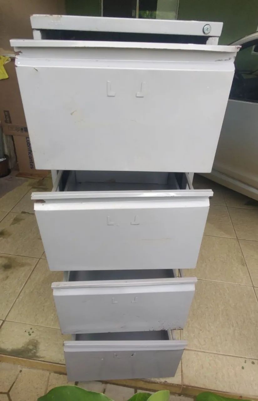 Armário de aço R$ 120,00 - Foto 6