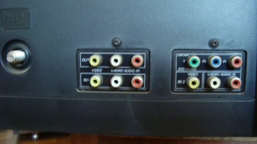 LG Ultra Slim 29 Polegadas Xd / Tv De Tubo Usada / Em Bom Estado - Foto 5