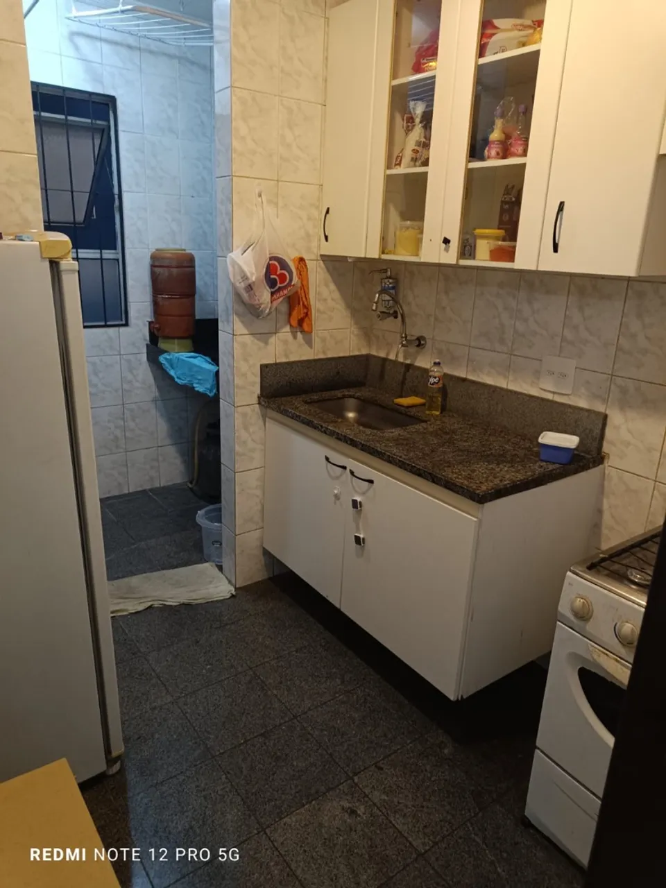 Quarto mobiliado para alugar
