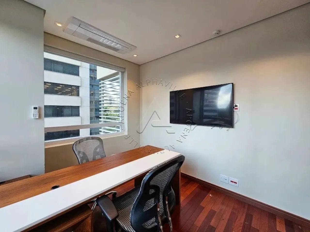 Sala comercial Mobiliada em Alphaville - Foto 2