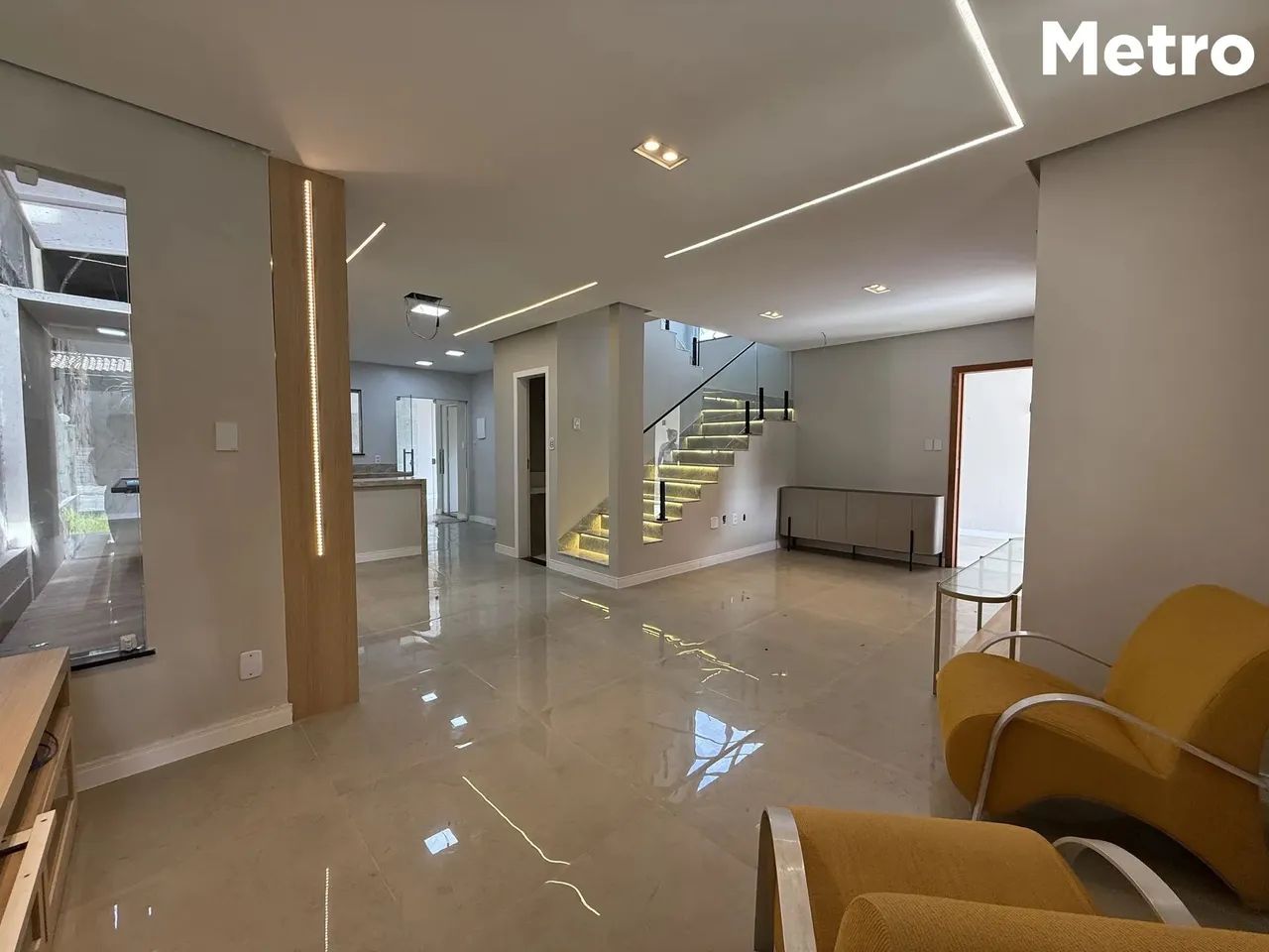 CASA DUPLEX PARA VENDA NA COHAMA, TODA REFORMADA, 3 QUARTOS SENDO 1 SUITE - Foto 2