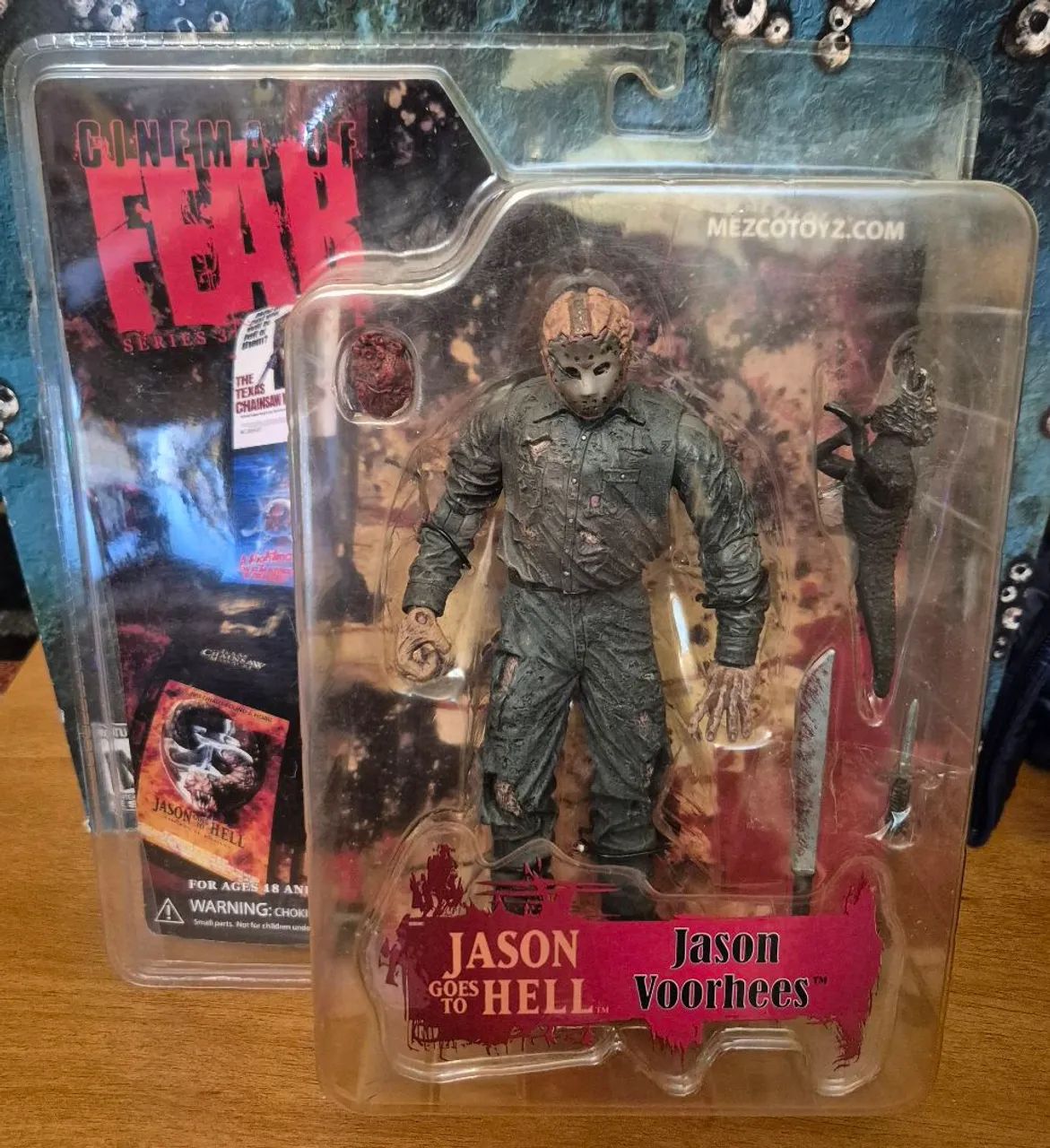 Jason Goes to Hell Mezco original completo! - Hobbies e coleções
