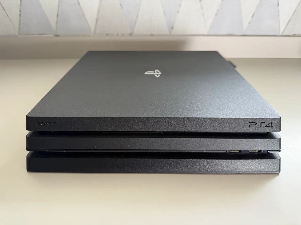 PS4 PRO 1 TB USADO - Foto 2