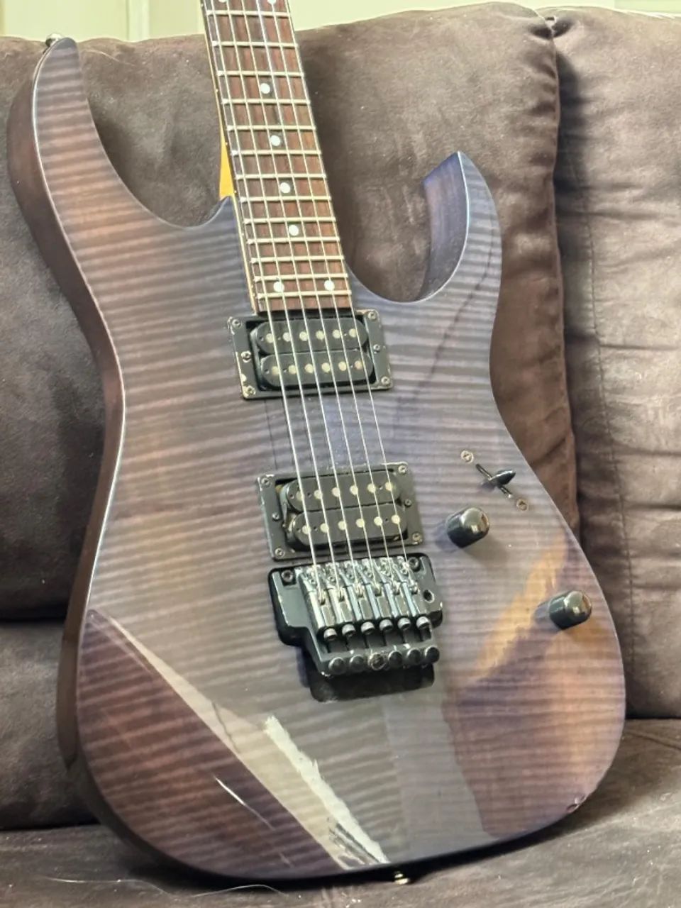 Guitarra Ibanez Rg320 Fm Tampo Lindo !/fender/gibson/suhr