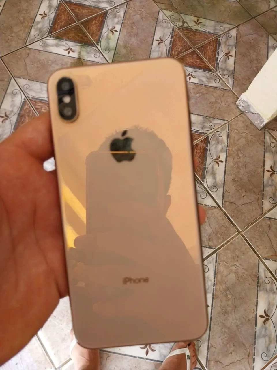 Apple iPhone Xs Maxゴールド 256GB SIM フリー Amazon | 【整備済み品】 Apple iPhone XS Max 256GB ゴールド