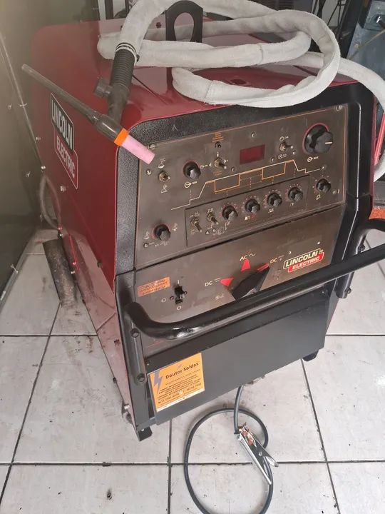 Solda Aluminio AC.DC Lincoln Electric 380 Amperes  - Foto 4