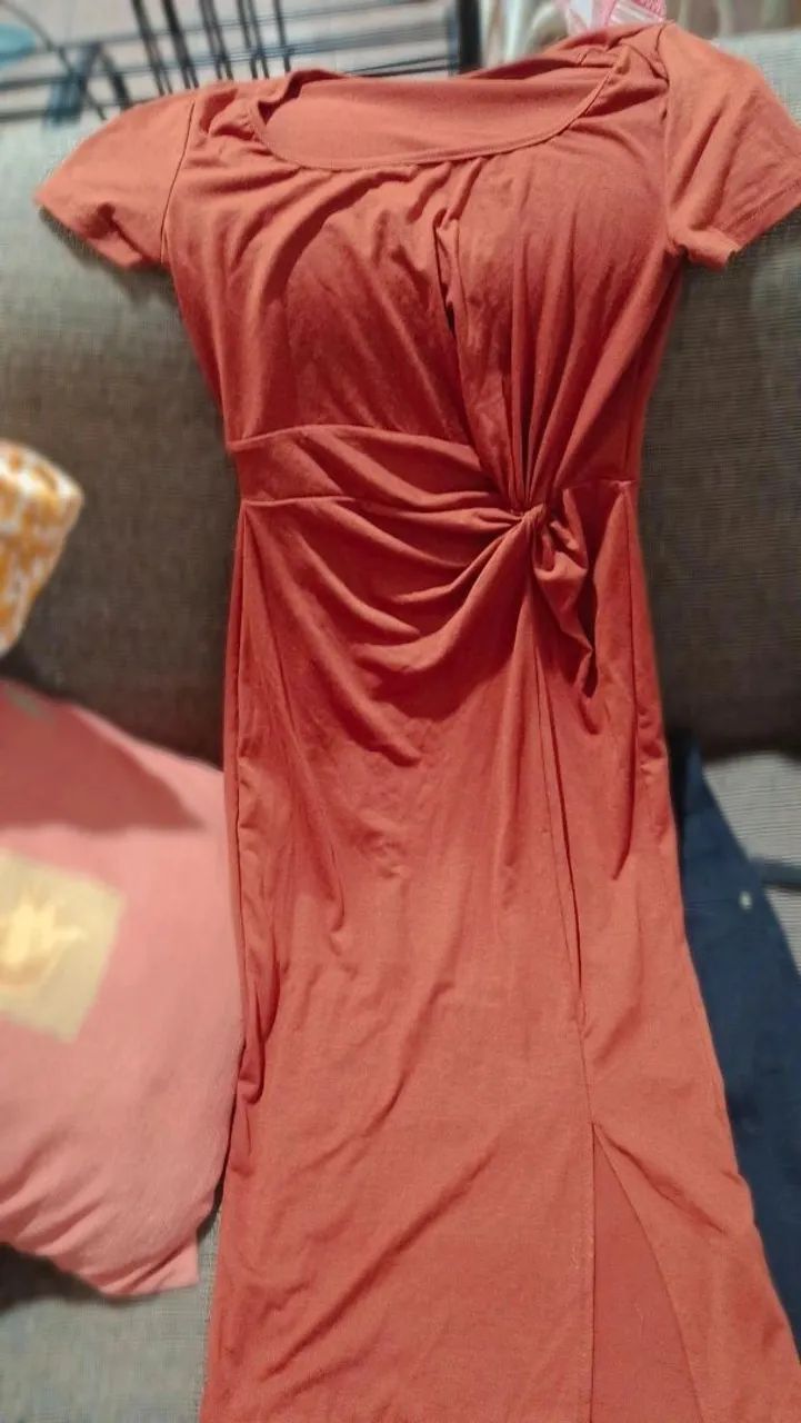 Vestido rendado preto elegante - Foto 3