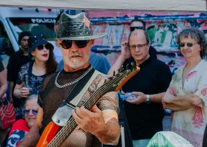 BAIXISTA procura Banda de Rock em Aracajú - Foto 4