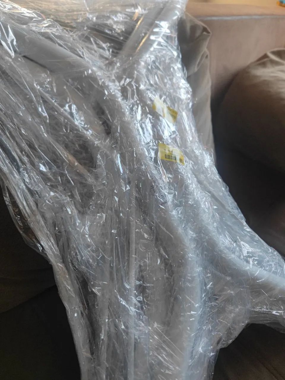 White Table Base64861632852609122