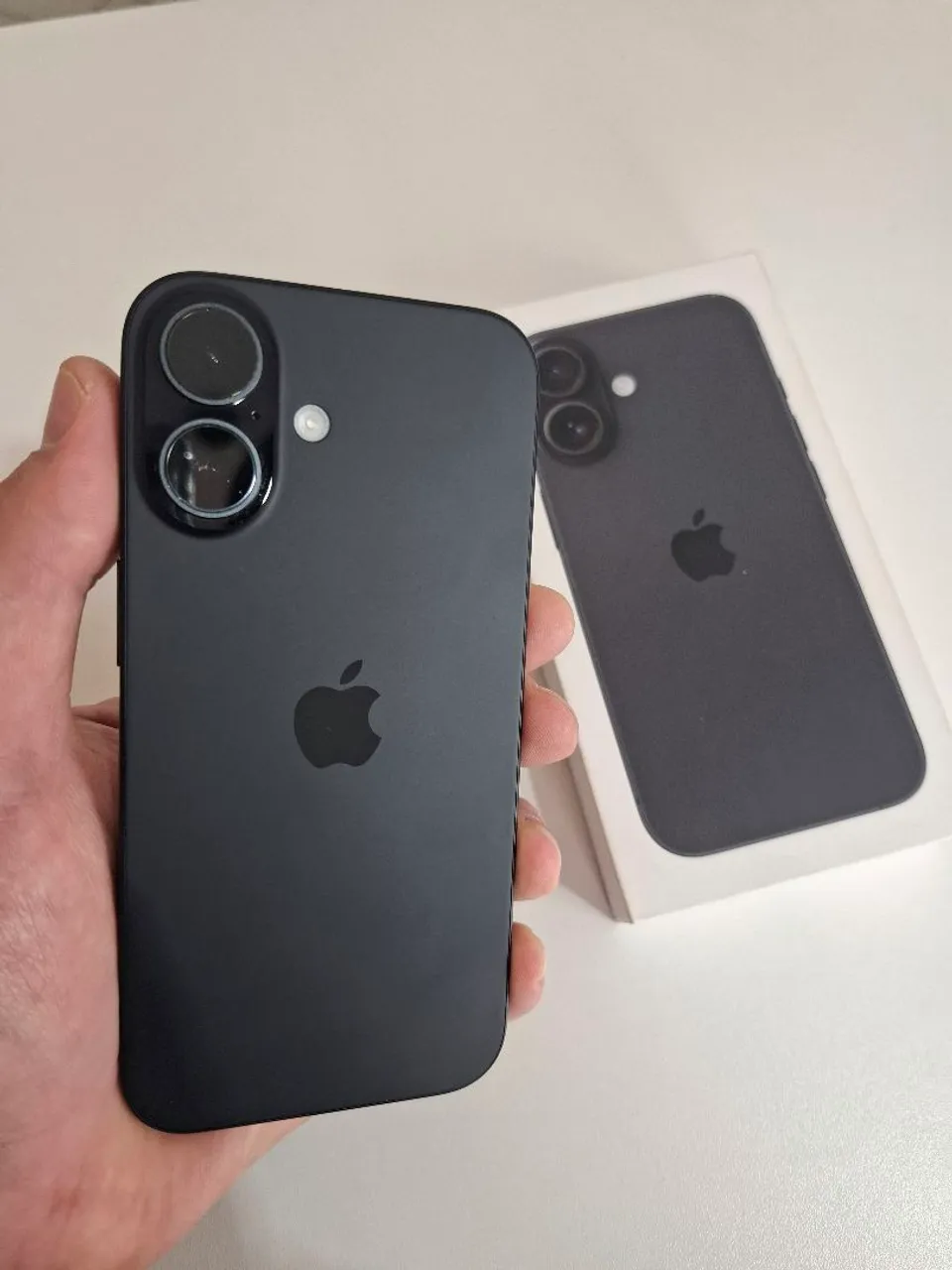 iPhone 16 128GB IMPECÁVEL (Praticamente NOVO)