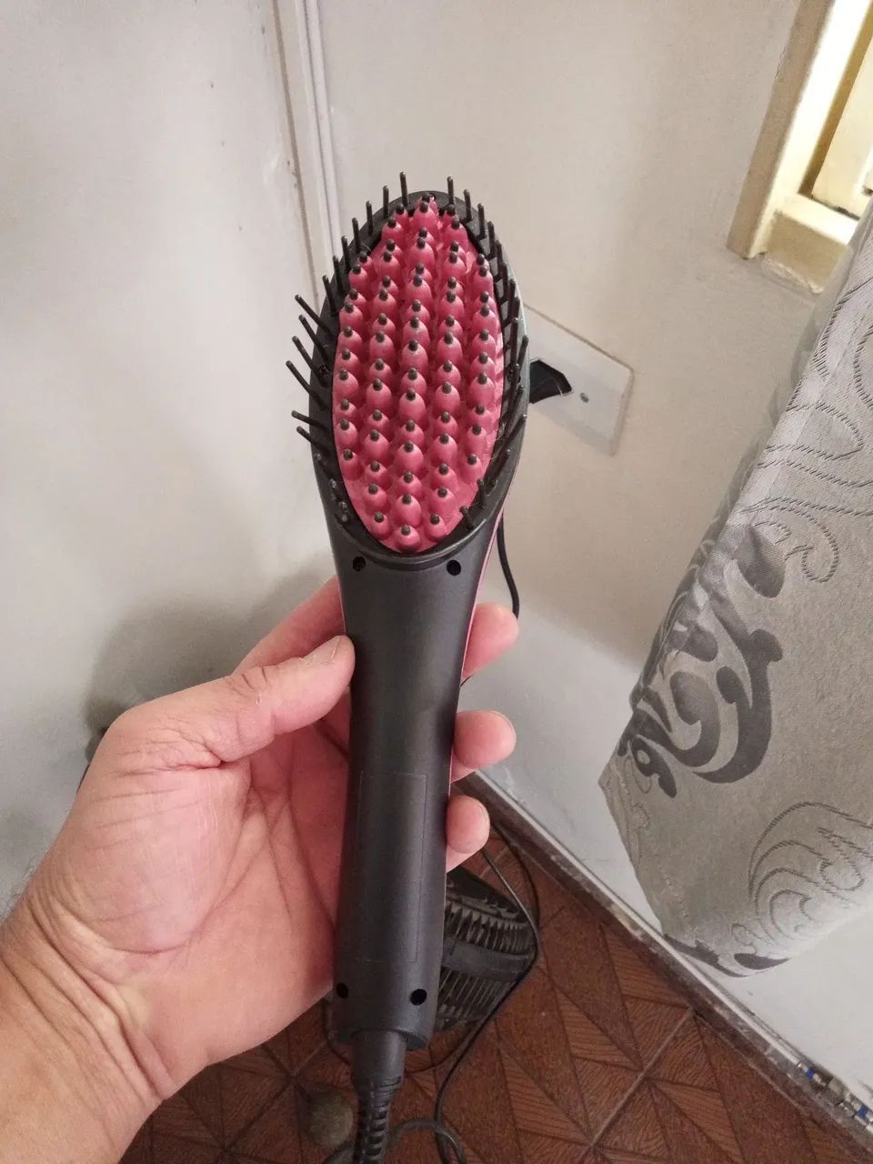 Escova Alisadora Elétrica