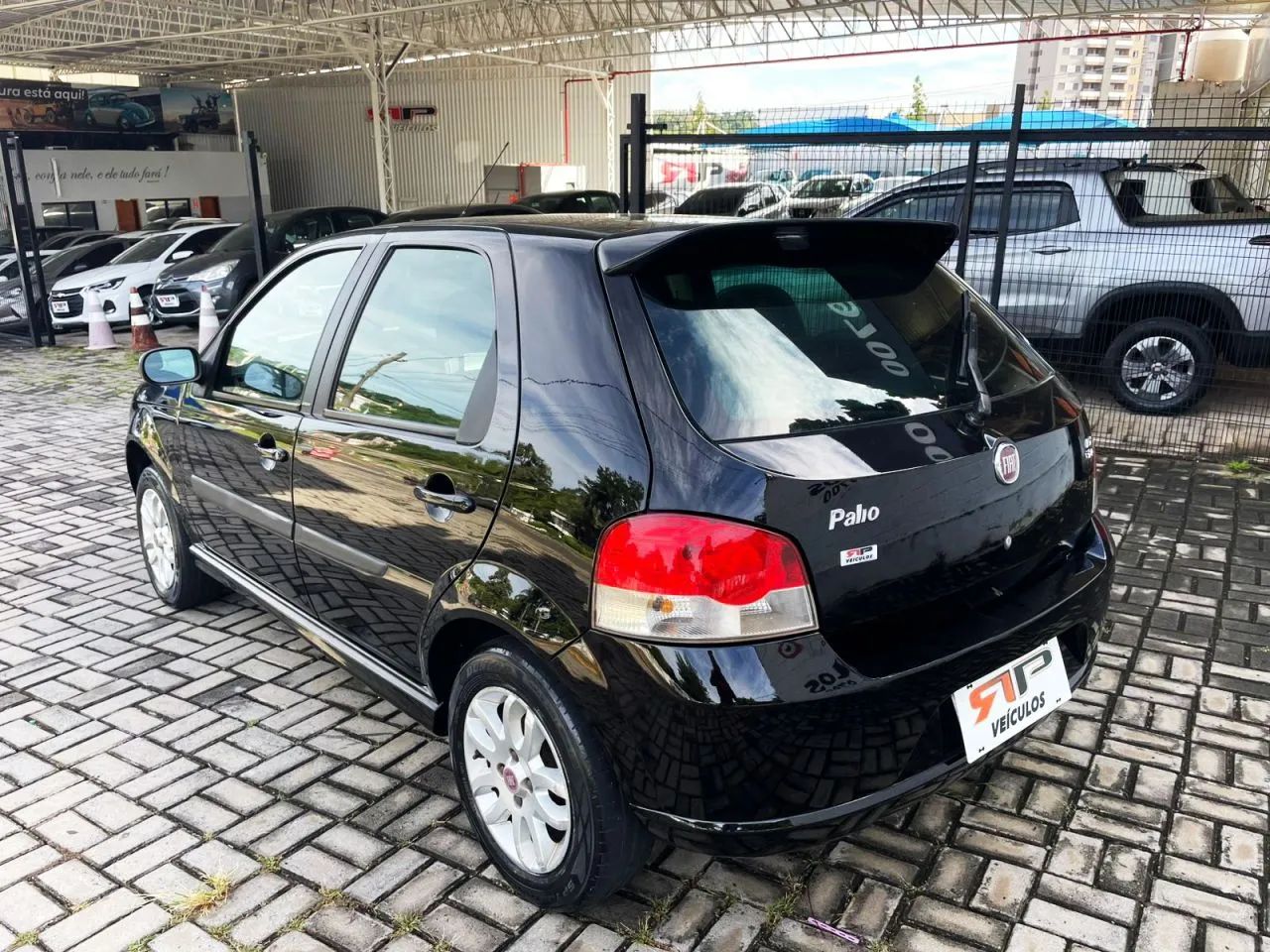 Palio ELX 1.0 Fire/30 Anos F. Flex 8V 4p - Foto 5