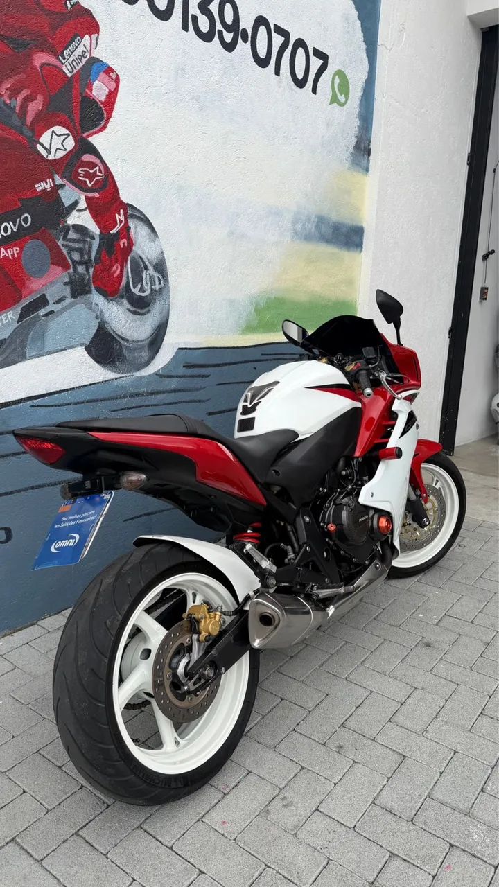 CBR 600F - Foto 4