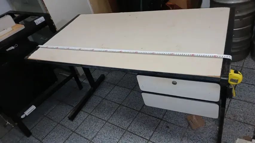 Mesa de Escritório com Gaveteiro  - Foto 2