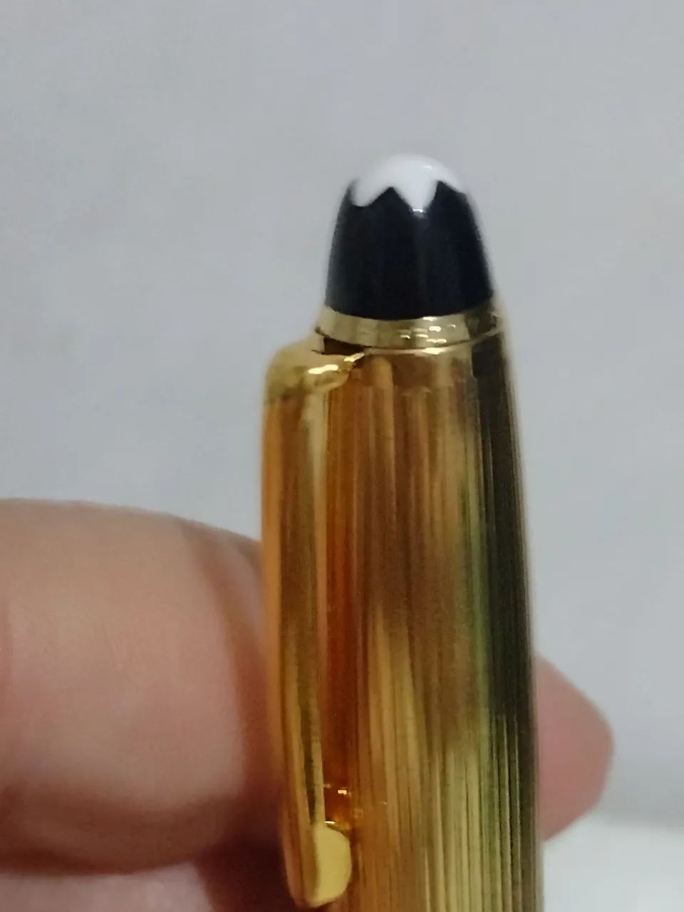 Caneta esferográfica Montblanc germany dourada  - Foto 4
