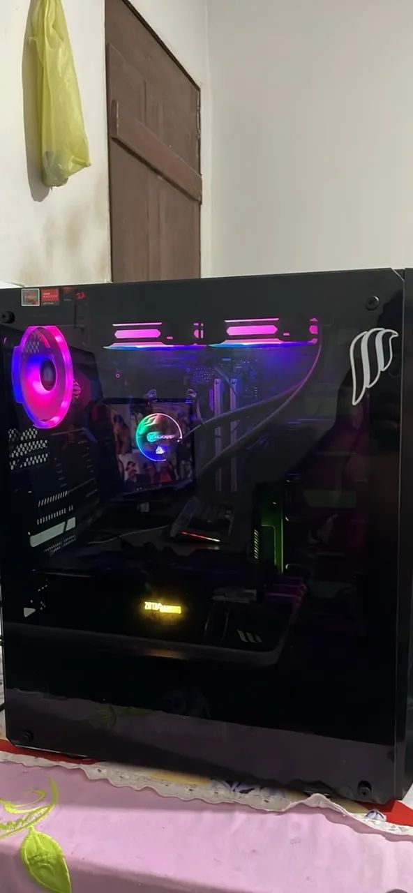 Pc gamer - Foto 2
