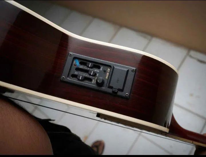 Vendo violão com "defeito" - Foto 3