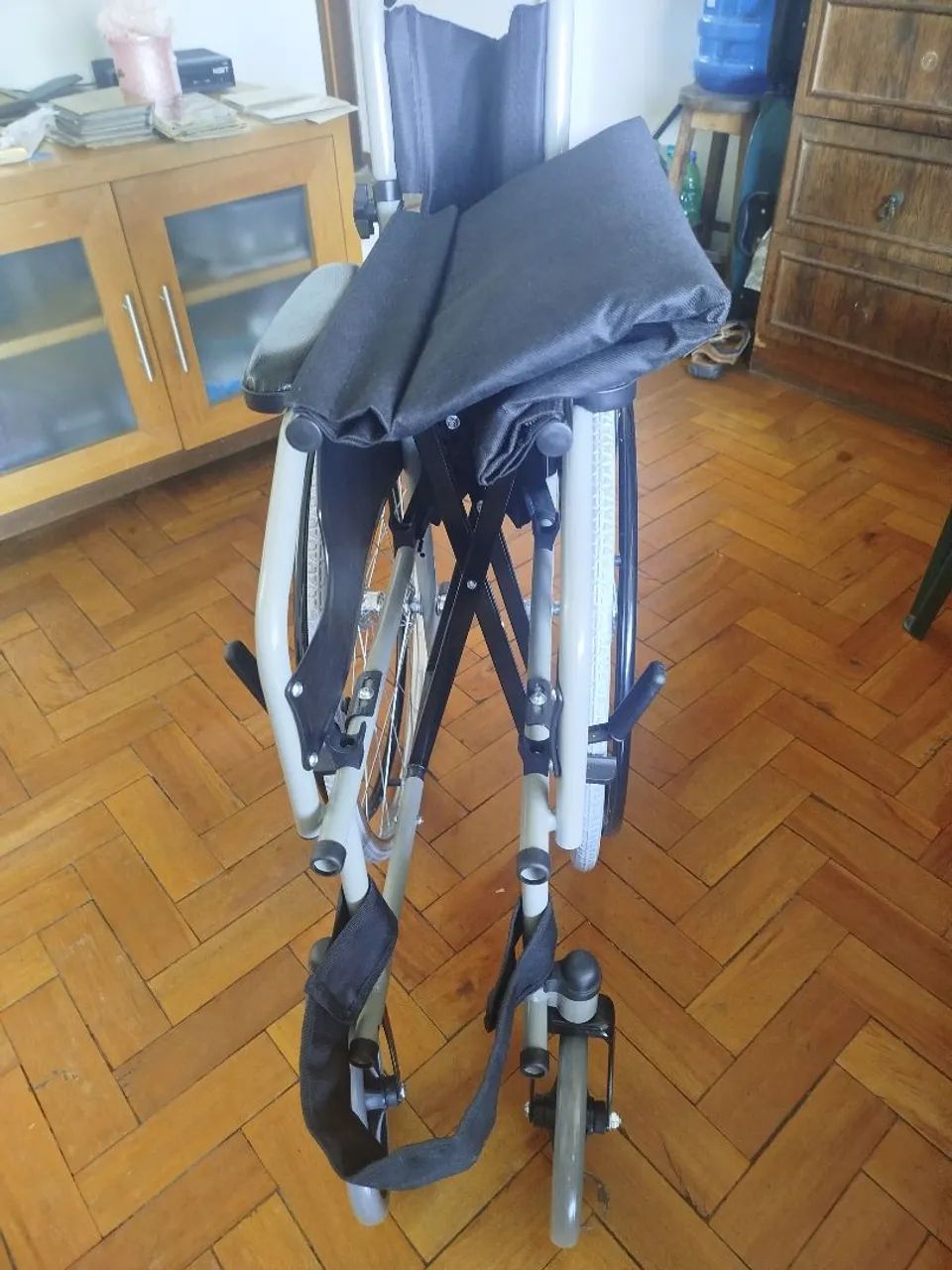 Cadeira de rodas - Foto 3