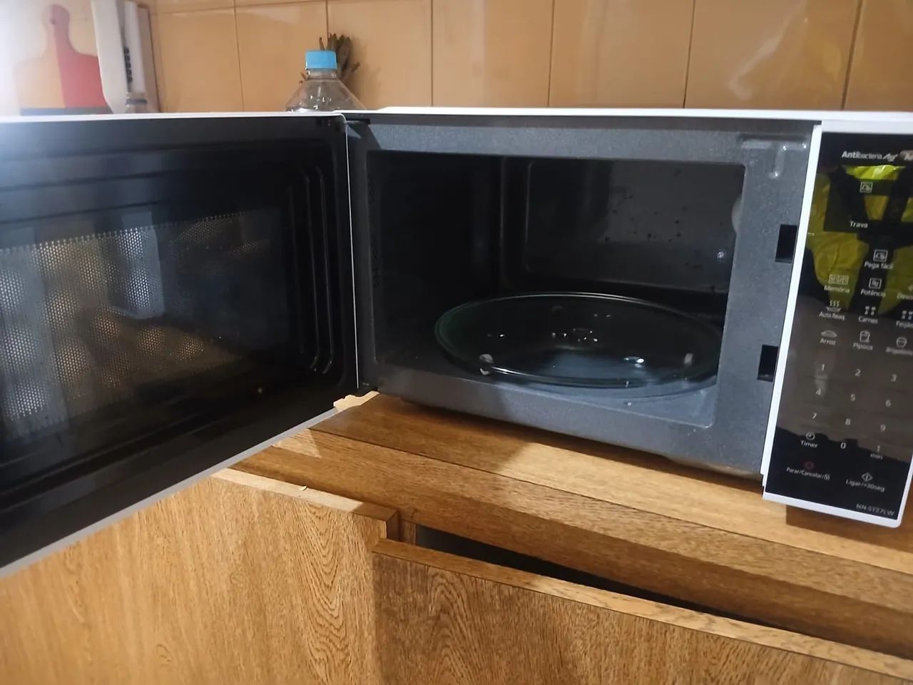 Micro-ondas Panasonic 11lts - Foto 5