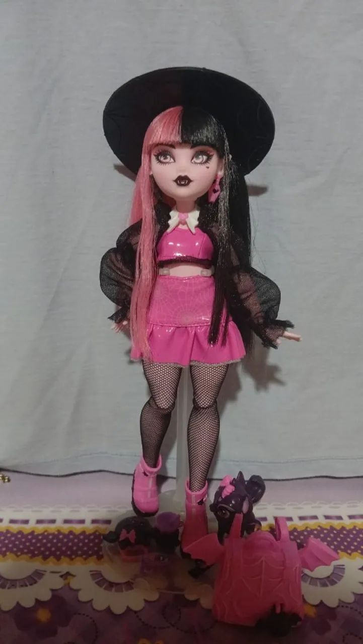 Monster High Draculaura Core Refresh 1 g3