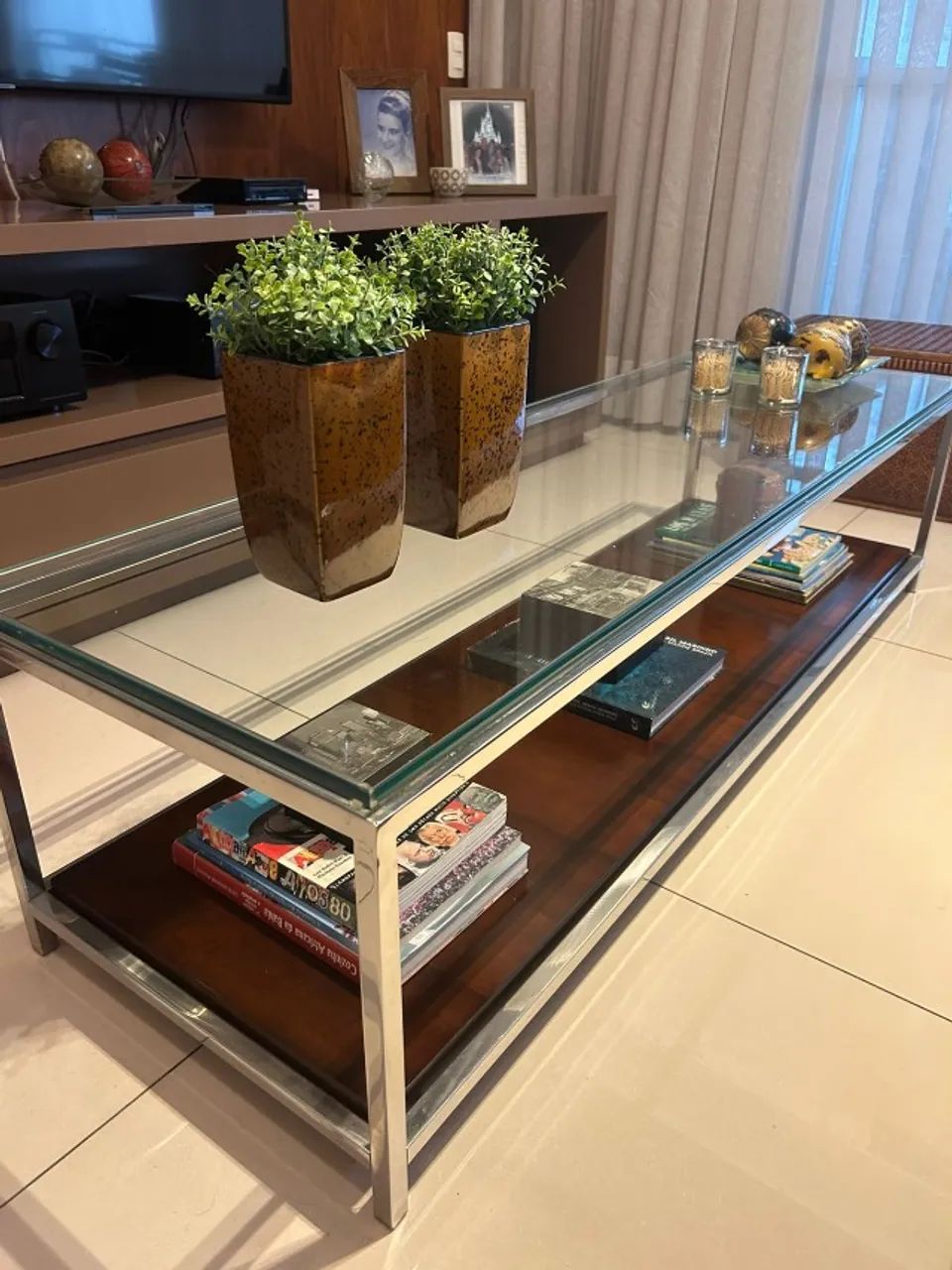 Mesa de centro em inox, madeira e vidro - Foto 2