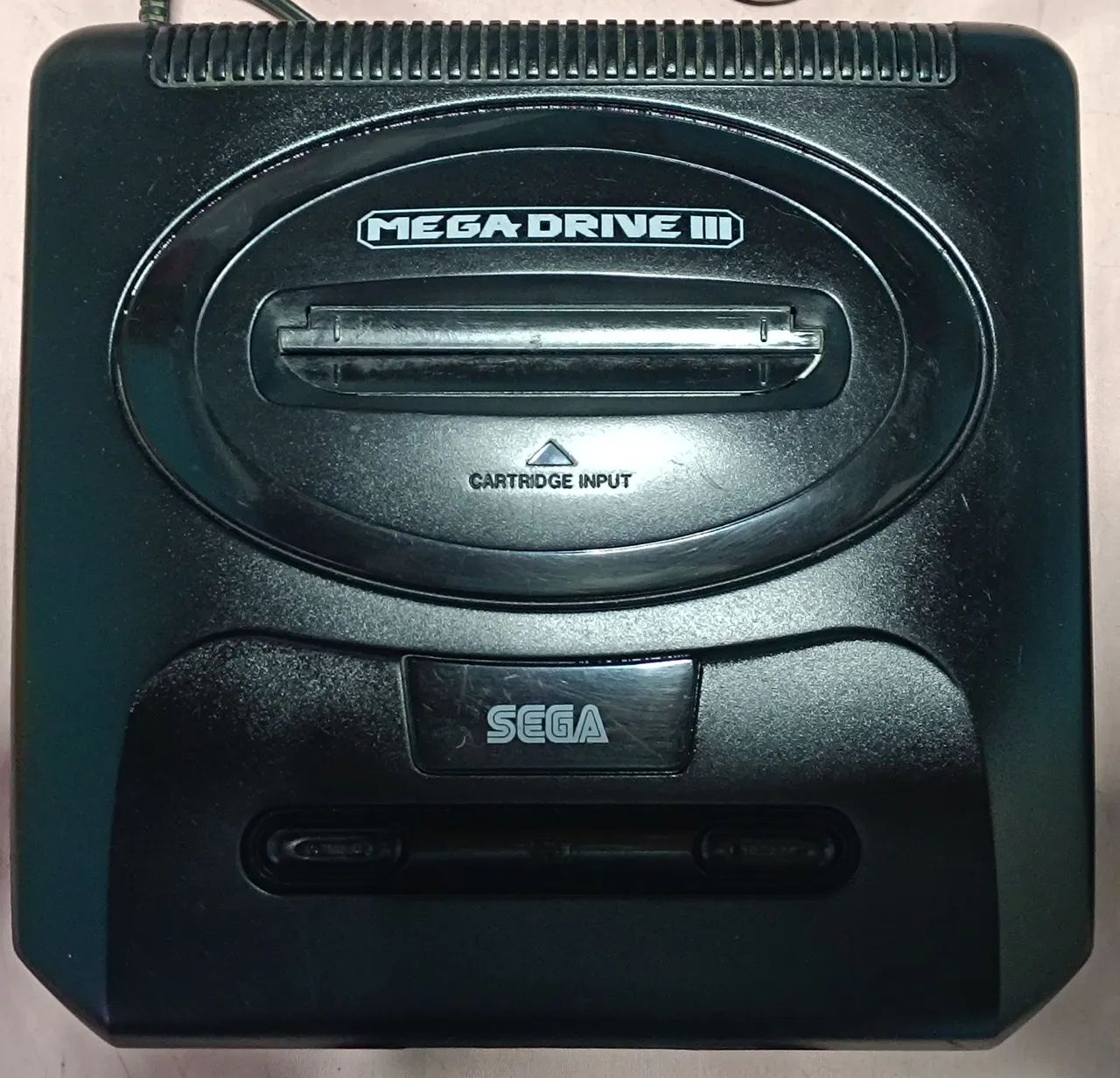 Vendo Mega Drive 3 Tectoy + 1 Controle + Cartucho com 112 jogos. - Foto 2