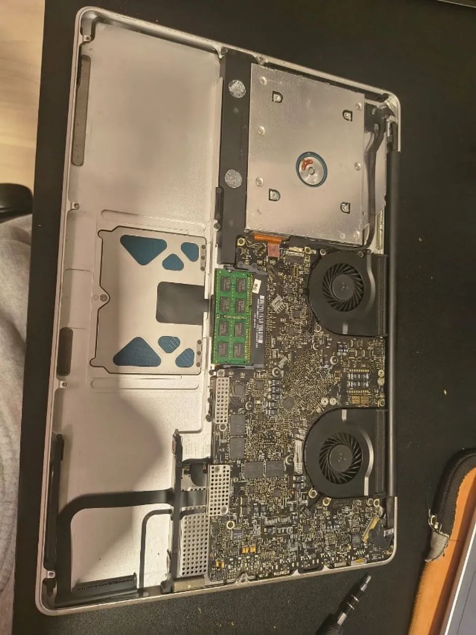 MacBook Pro modelo A1297 - Foto 5