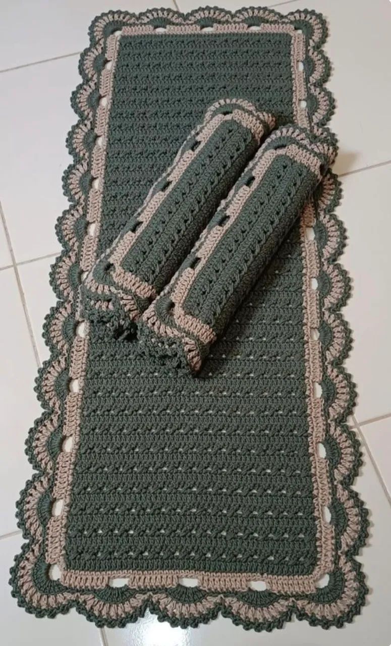 Jogo tapete de crochê 