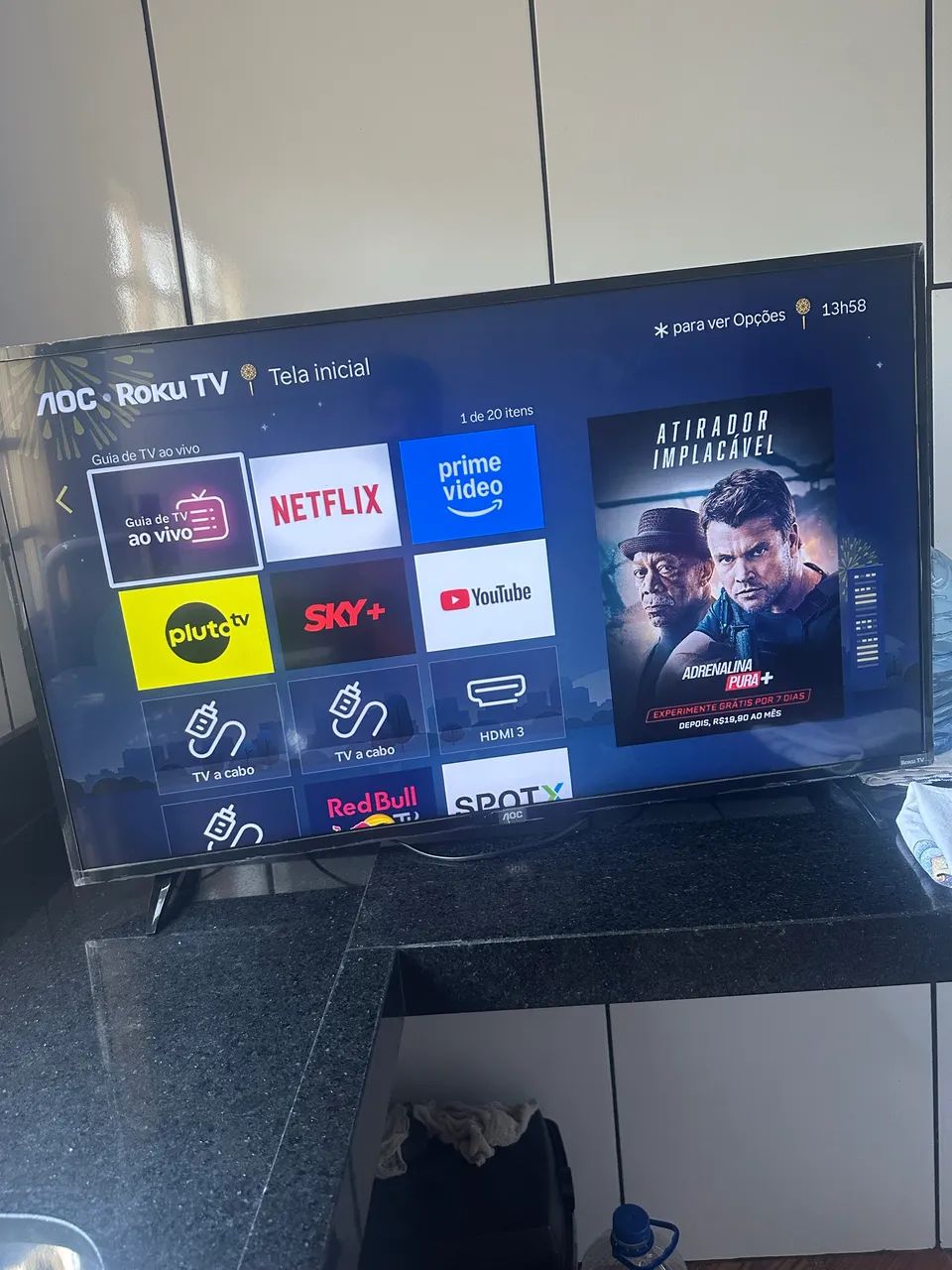 Tv smartv semi nova plástico 1079$$ - Foto 3