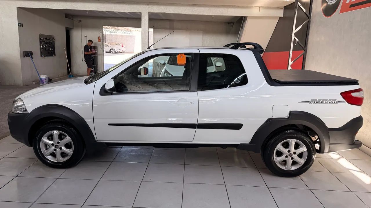 Fiat Strada Freedom 1.4 Flex 8V CD 2020 - Foto 5
