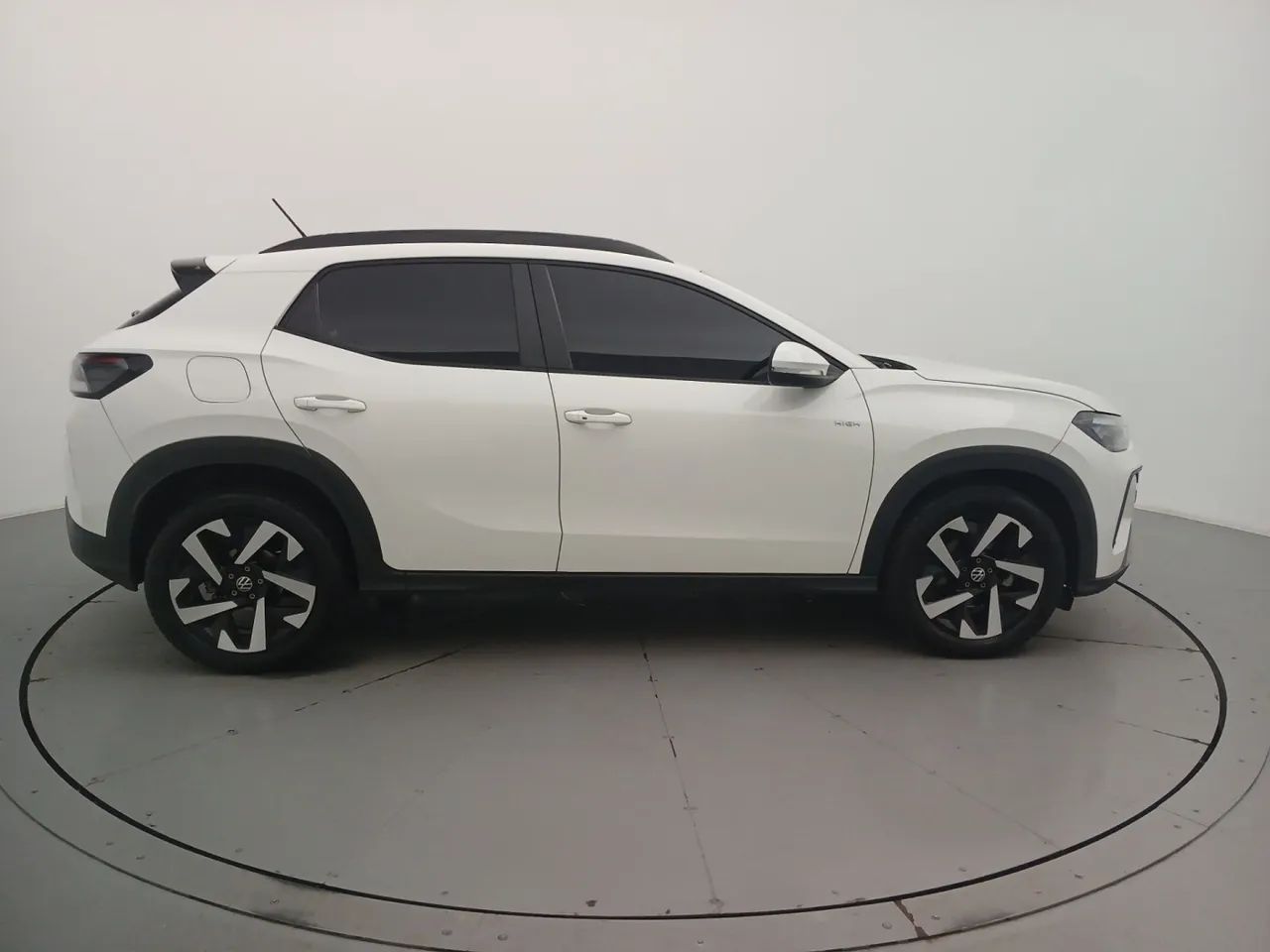 Volkswagen Tera High 1.0 170 TSI Flex 12V 5p Aut, foto 6 de 17